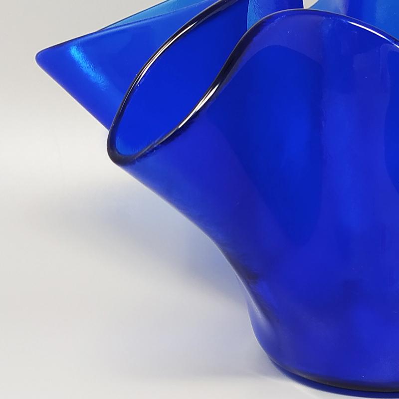 1970s Blue Vase "Fazzoletto" In Murano Glass Made in Italy - Hunt Vintage