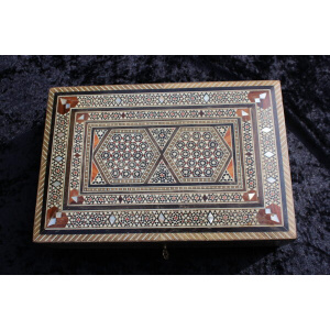 Fine Vintage Middle Eastern Inlaid Jewellery Box