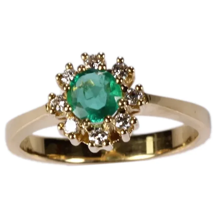 Vintage Emerald Diamond Ring 18K Yellow Gold - Hunt Vintage