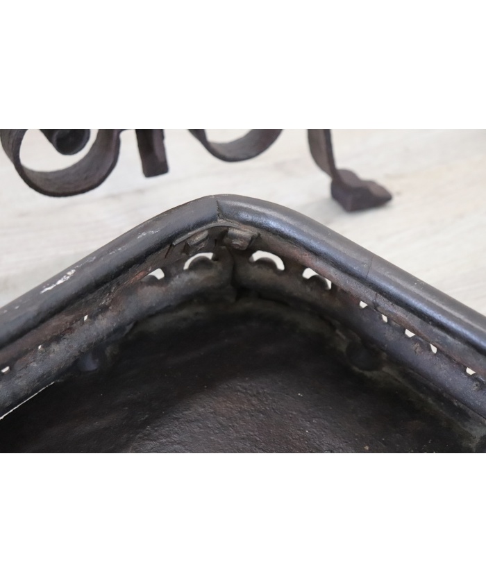 Set of antique fireplace tools in wrought iron and cast iron