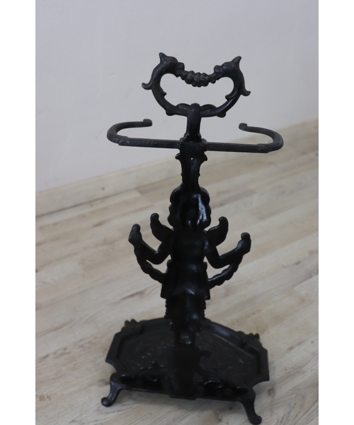 Set of antique fireplace tools in wrought iron and cast iron
