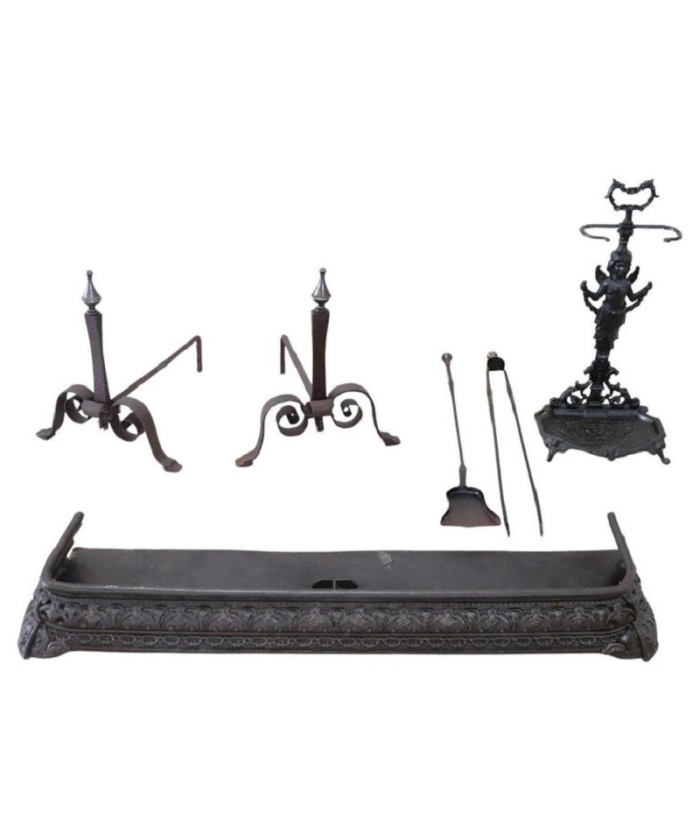 Set of antique fireplace tools in wrought iron and cast iron