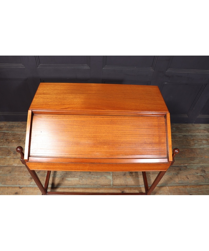 Mid Century Italian Desk By Fratelli Proserpio