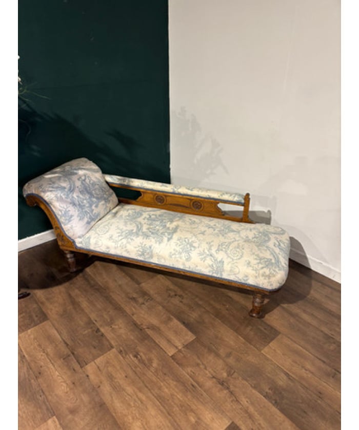 19th Century Chaise Longue