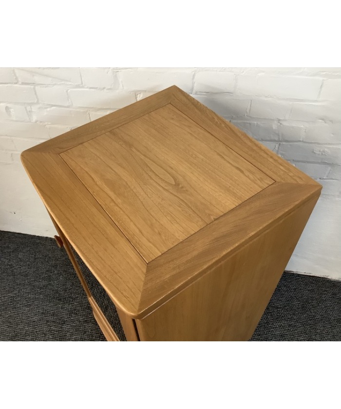 Ercol Windsor Hi Fi Cabinet In Light Finish.