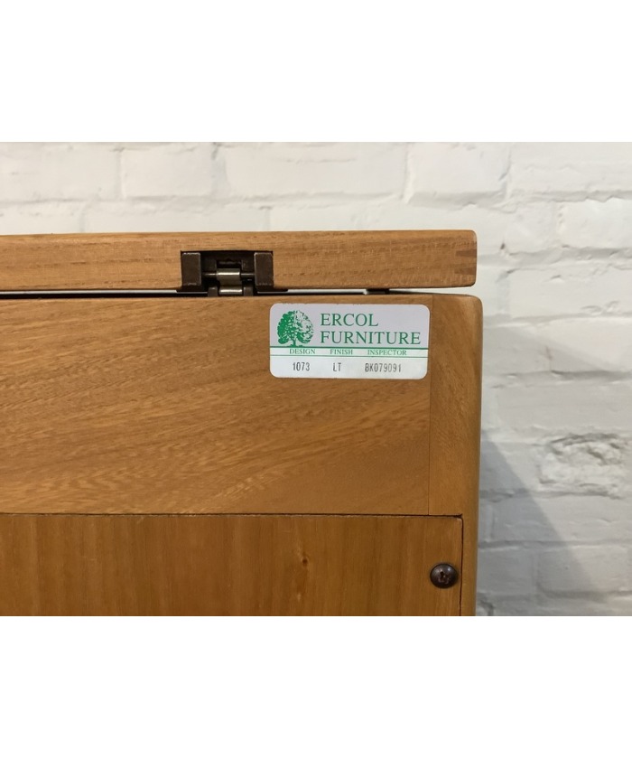 Ercol Windsor Hi Fi Cabinet In Light Finish.