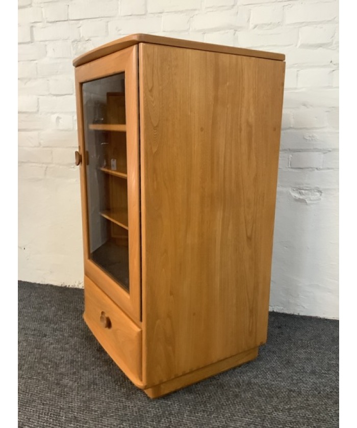 Ercol Windsor Hi Fi Cabinet In Light Finish.