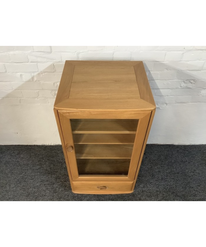 Ercol Windsor Hi Fi Cabinet In Light Finish.