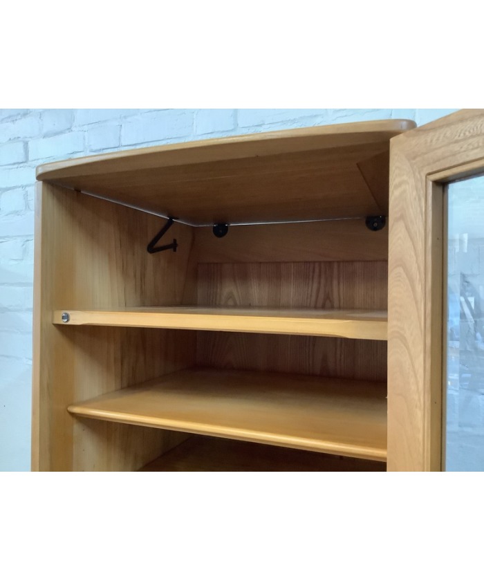 Ercol Windsor Hi Fi Cabinet In Light Finish.